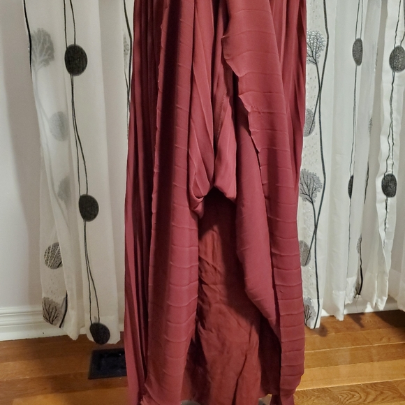 Abercrombie & Fitch Plated women flare skirt in xs small - Picture 3 of 3